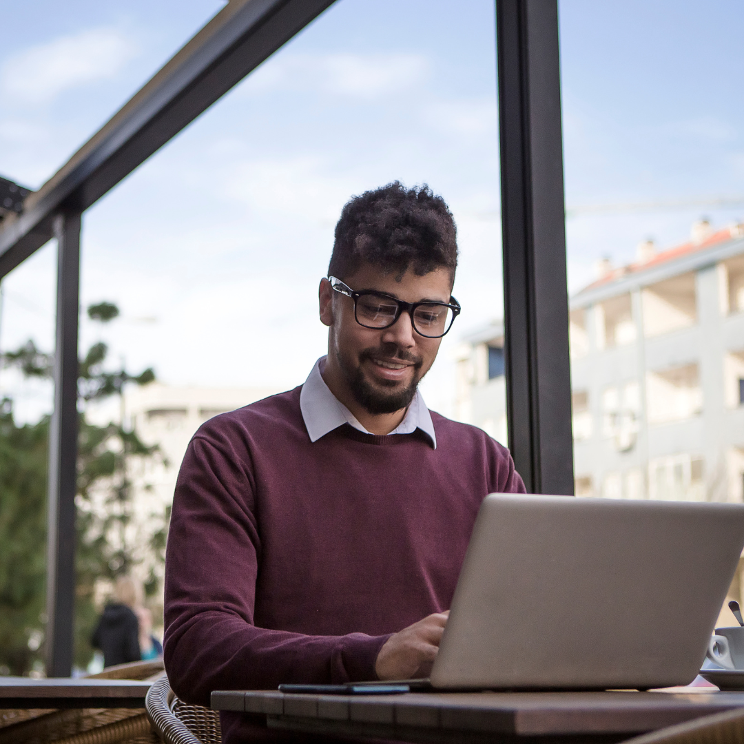 The Pros and Cons of Hiring Freelancers vs. Full-Time Employees
